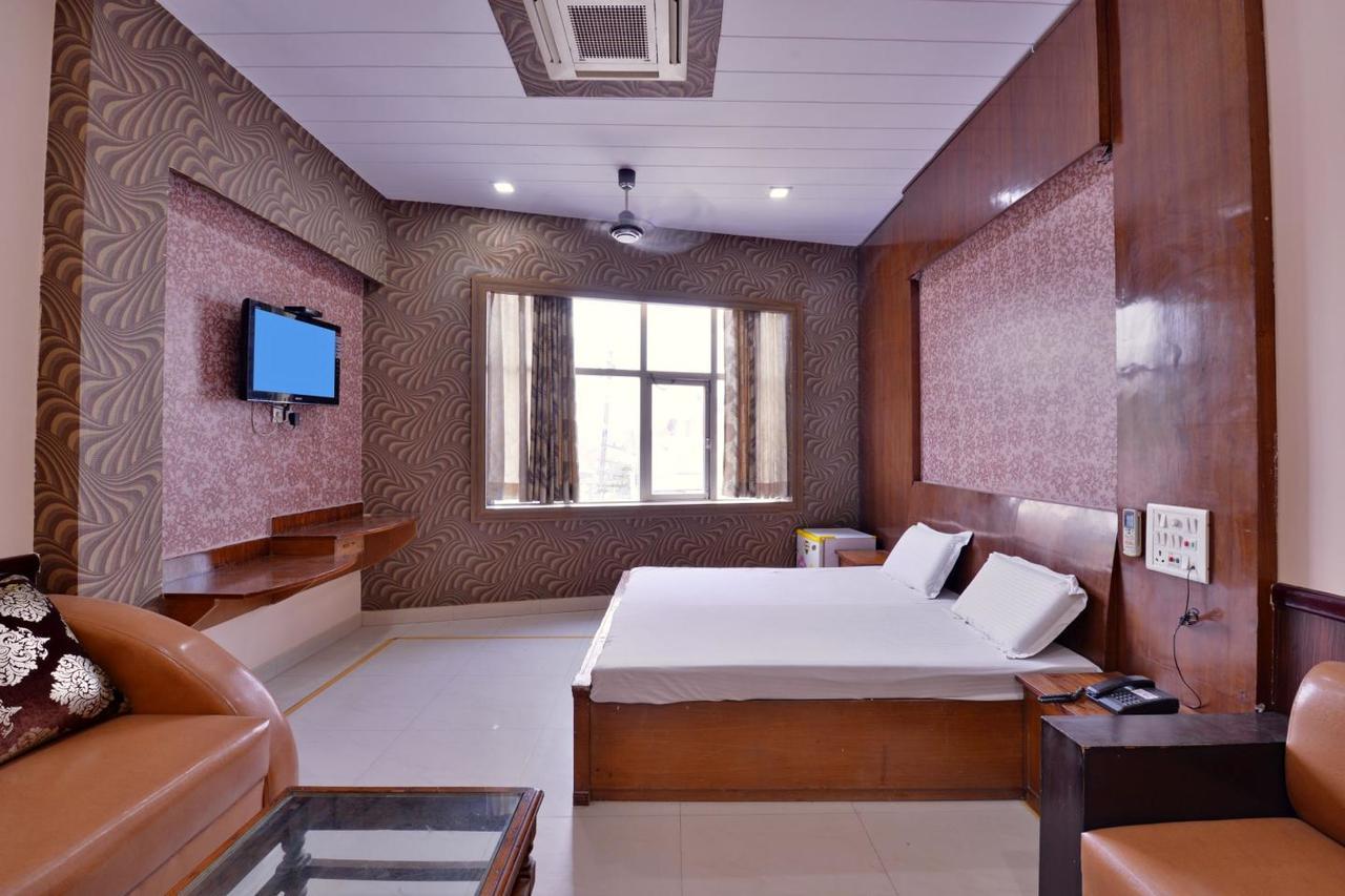 Rc Inn Sirsa Dış mekan fotoğraf
